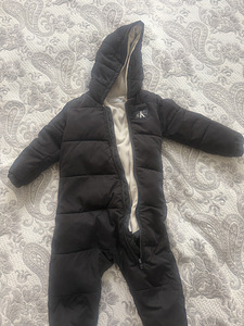 Calvin Klein kombekas (1 foto / 3)