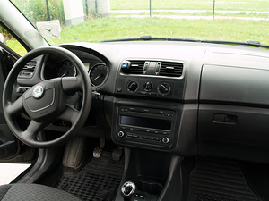 Skoda Fabia 1.2 (3 foto / 6)