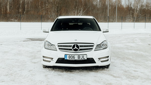 Mercedes benz c180 (3 foto / 14)