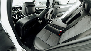 Mercedes benz c180 (10 foto / 14)
