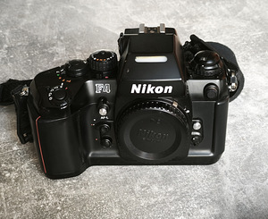 Nikon F4 (1 foto / 2)