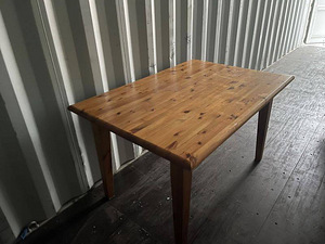 Деревянный стол/puidust laud