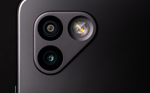 Solana Saga(UUS) , 512GB,12 gb ram, Snapdragon 8+ Gen1 (4 foto / 4)