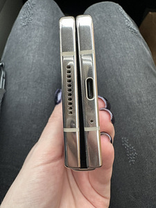 Samsung galaxy fold 4 (4 foto / 10)