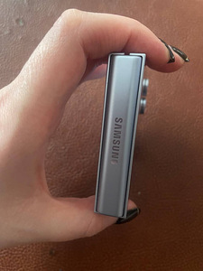 Samsung galaxy flip 6 256gb (4 foto / 9)