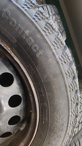 215/55 R16 Continental Ice Contact (4 foto / 5)
