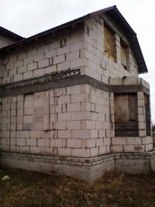 Будинок (3 фото з 5)