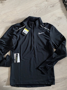 Nike, p. S