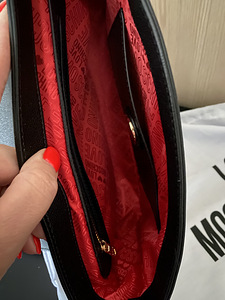 Love Moschino (6 foto / 10)