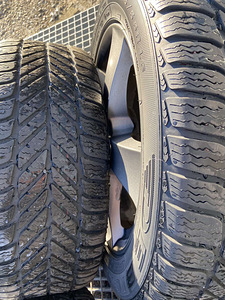 VW 5x112 205 55 R16 MS (2 foto / 3)