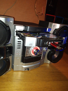 Sony HCD-RG290 185W (1 foto / 10)