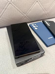 Samsung Galaxy S24 Ultra 512GB (4 foto / 8)
