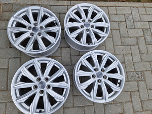 Оригинальные легкосплавные диски Audi 17" J7 5x112 ET34 сред (1 фото из 2)