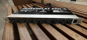 Behringer Powerplay Pro-8 (3 фото из 3)