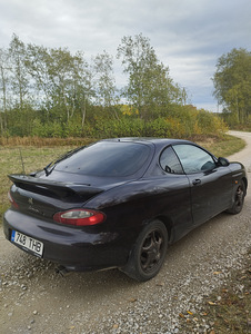Vahetada Hyundai Coupe (4 foto / 9)