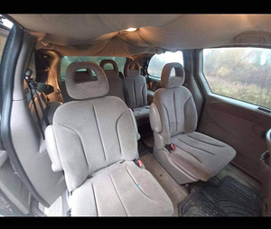 Vahetada Chrysler Grand Voyager (4 foto / 5)