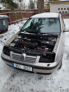 Vw Bora 1.9 74kw дизель (1 фото из 6)