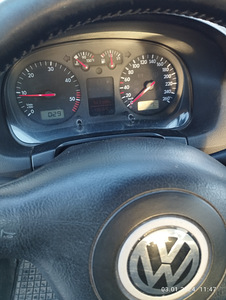 M/V Vw Bora 1.9 diisel (3 foto / 12)