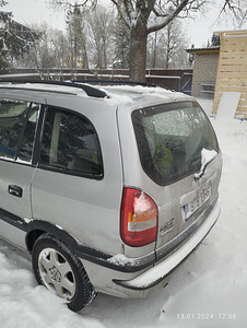 M/V Opel Zafira (3 foto / 6)