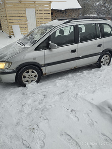 M/V Opel Zafira (5 foto / 6)