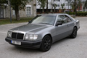 Mercedes benz W124 coupe (1 foto / 11)