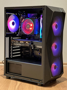 Võimas mänguriarvuti - Ryzen 7 2700X / RX 6600 8GB / RGB (2 foto / 3)