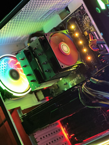 Mänguriarvuti - i7-6700K / RX Vega 56 8GB / 16GB RAM / MSI (3 foto / 4)