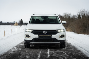 Volkswagen T-Roc 4x4 TDI Reg. makstud (2 foto / 15)