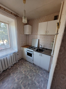 Pärna tn 44, Järve, Kohtla-Järve, Ida-Virumaa (2 foto / 12)