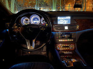 Mercedes Benz CLS350 (2 foto / 3)