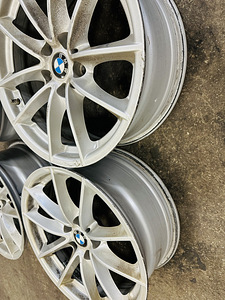 Оригинальные легкосплавные диски BMW 17" (2 фото из 10)