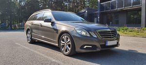 Mercedes-Benz W212 E 350 Avangard 3.0 V6 CDI 170kW (4 foto / 11)