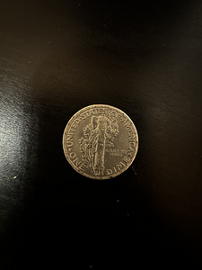Монета 1936г (2 фото из 3)