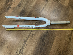 Ratta kahvel Gravel/Trekking 28'' Ketas pidur. Aluminium (2 foto / 10)