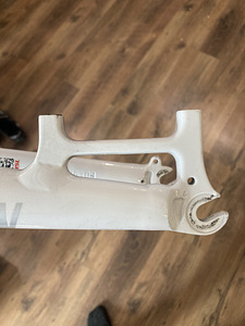 Ratta kahvel Gravel/Trekking 28'' Ketas pidur. Aluminium (9 foto / 10)