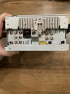Automakk Pioneer AVH-2400BT (4 foto / 10)