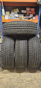 Pirelli P Zero Winter 235/60R20
