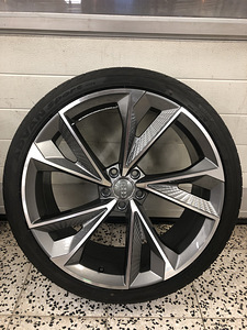 Диски Audi R21, 5x112/255/35R21 (4 фото из 10)