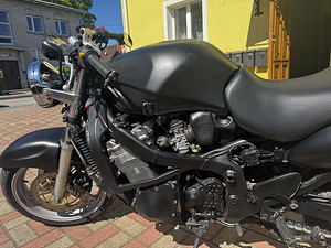 Suzuki GSX750F (1 foto / 9)