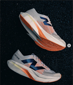 Кроссовки New Balance Fuelcell Supercomp Elite V4 (1 фото из 3)
