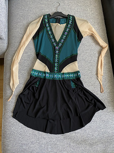 Iluuisutamise kleit, 155 cm (1 foto / 3)