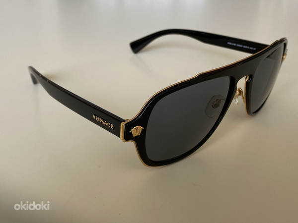 Новые солнцезащитные очки Версаче (фото #1)