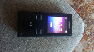 Sony Walkman (3 foto / 3)