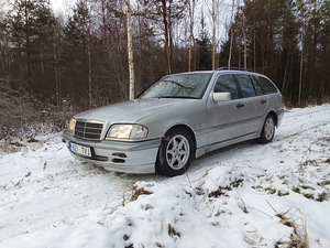 Mercedes Benz c200 2.1CDI 92kw (3 foto / 10)