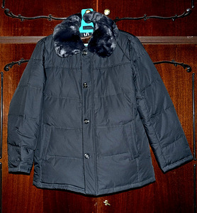 Мужская пуховая куртка размер 50-52