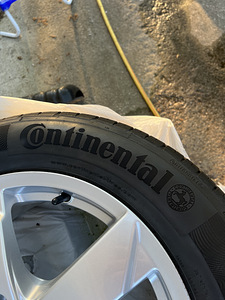 Шины + диски 225/60 R17 (4 фото из 8)