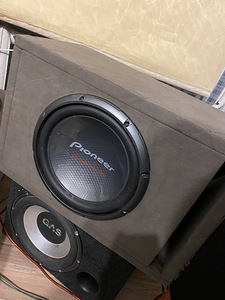 Subwoofer Pioneer12” 2400w + amplifier 2000w (1 foto / 1)