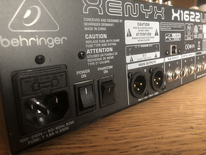 Микшер behringer X1622USB (4 фото из 5)