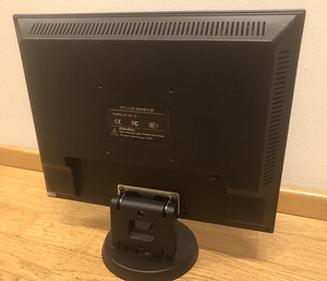 Mini-Monitor (14 inch, 800x600) (2 foto / 4)
