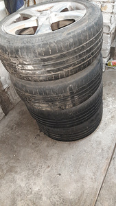 Шины и диски 225/50R17 (3 фото из 3)